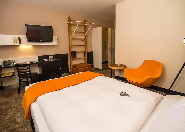 Turm Hotel 4*